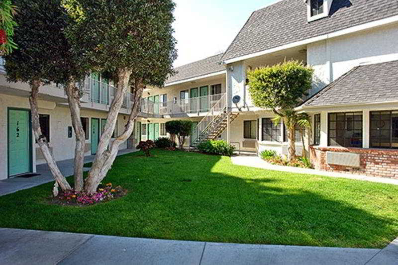 Motel 6-Carlsbad, Ca - Village Bagian luar foto